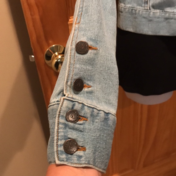 Active USA Denim Jacket - Picture 4 of 9